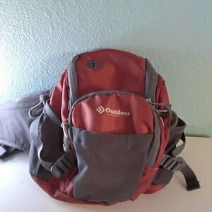 Outdoor Products Sonora waist pack used for hiking and adventuring